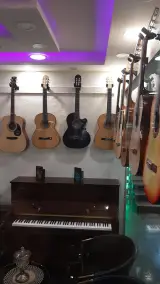 اسباب بازی فروشی نیلوفر ابی