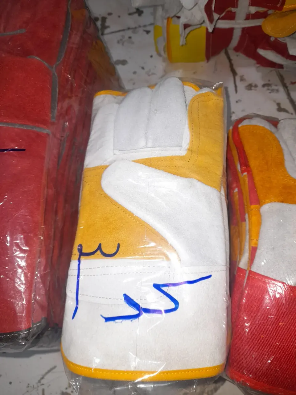 تولیدی دستکش دوزی سهرابی