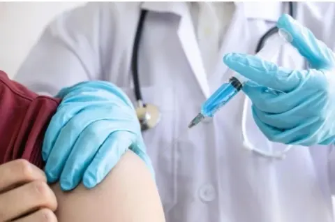 آموزش تزریقات و طب سنتی