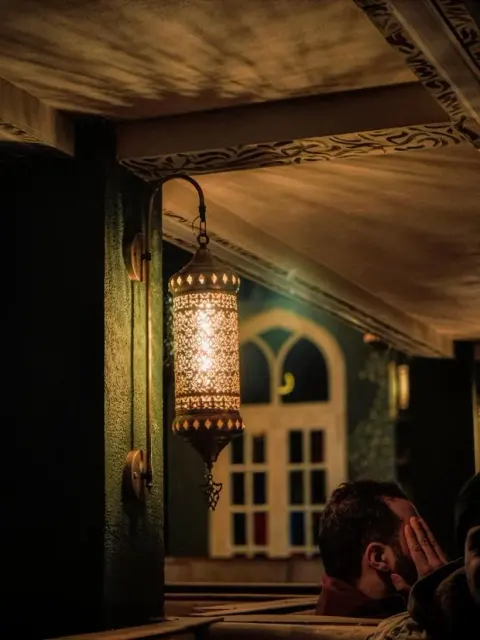 کافه عربی باسم