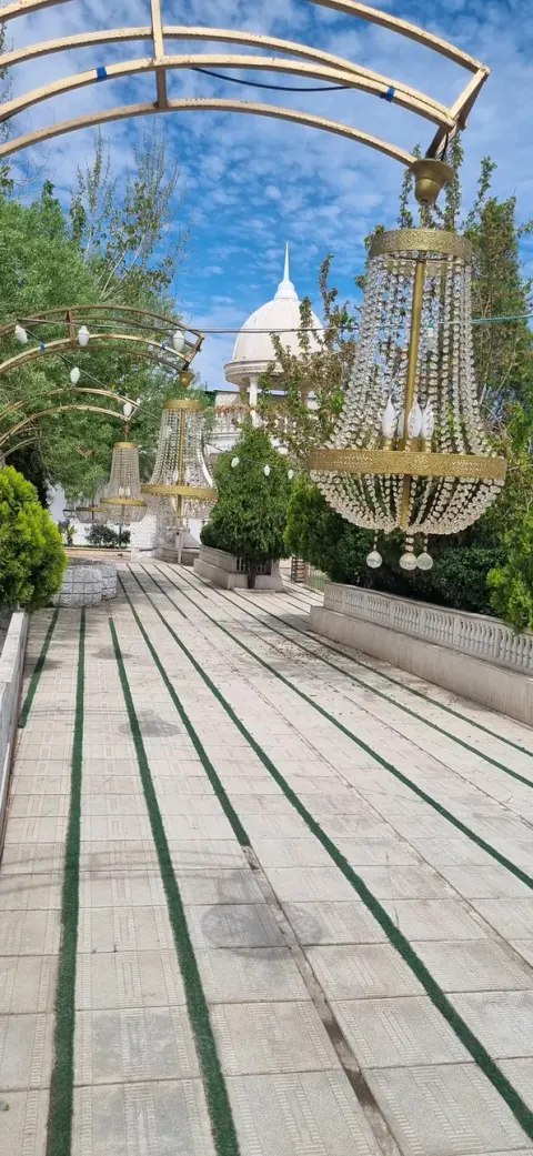 باغ تالار نگین فردوس