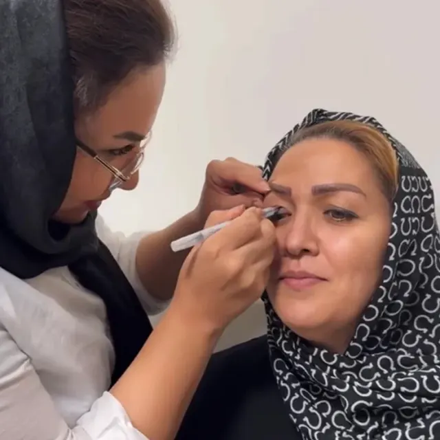 دکتر وحیده هاتف تبار