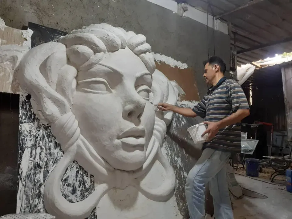 مجسمه سازی صالح پورملک آرا