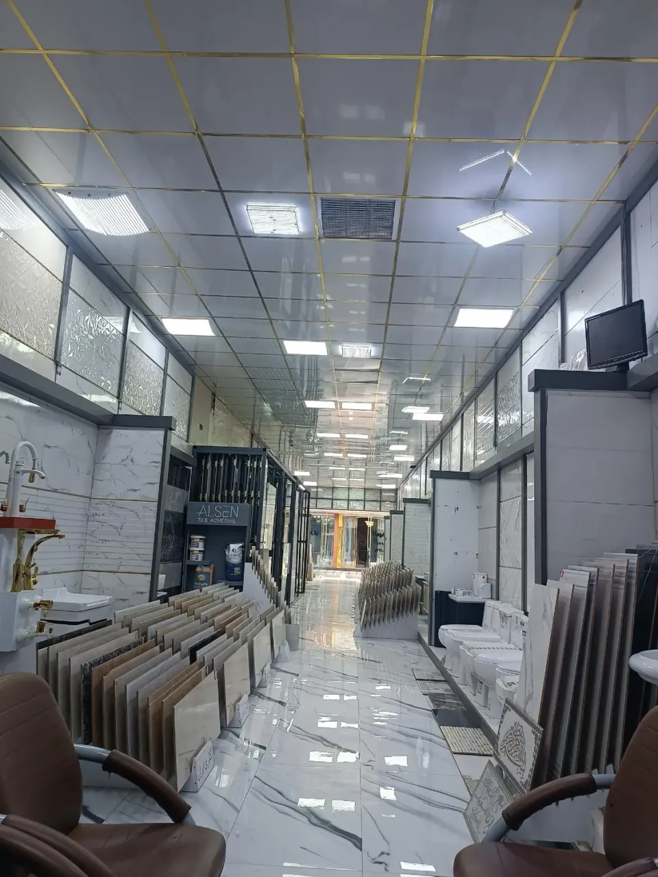 فروشگاه کاشی و سرامیک المهدی