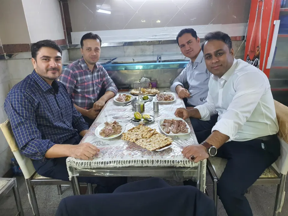 طباخی رضا سنندجی