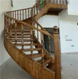 پله گرد چوبی