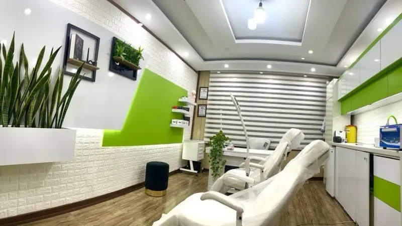 دکتر شراره صدری نائینی
