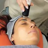 مرکز زیبایی و لاغری روژه