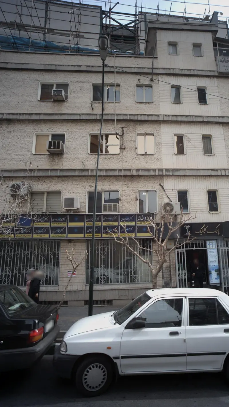 دکتر اکبر غفاری