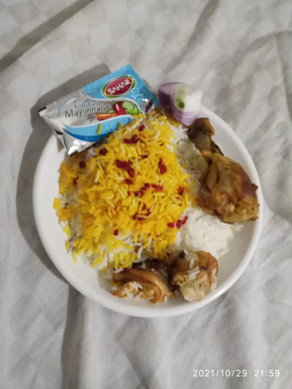باغچه رستوران مهر پدر