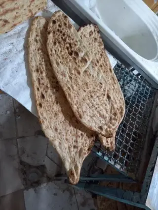 نانوایی بربری پنجه طلا