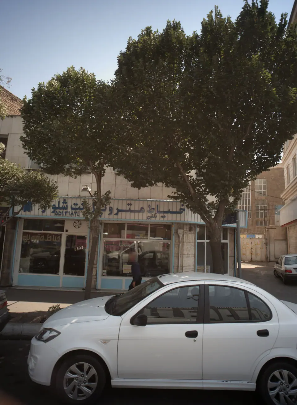 خیاط متر و پل کت شلوار