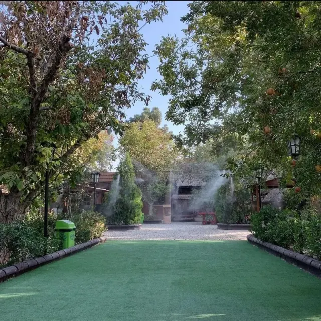باغ رستوران سنتی شاهکار