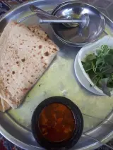 دیزی سنگی نگین