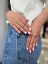 خدمات تخصصی کاشت ناخن بهار