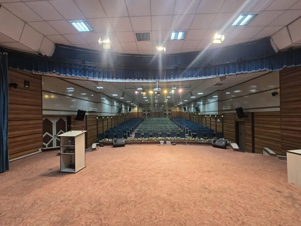 سالن همایش فدک
