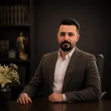 محسن صادقی، وکیل پایه یک دادگستری،مدرس دانشگاه، دوره دکتری حقوق،دفتر وکالت،وکیل کیفری، وکیل خانواده، وکیل حقوقی،وکیل ملکی،وکیل طلاق و مهریه