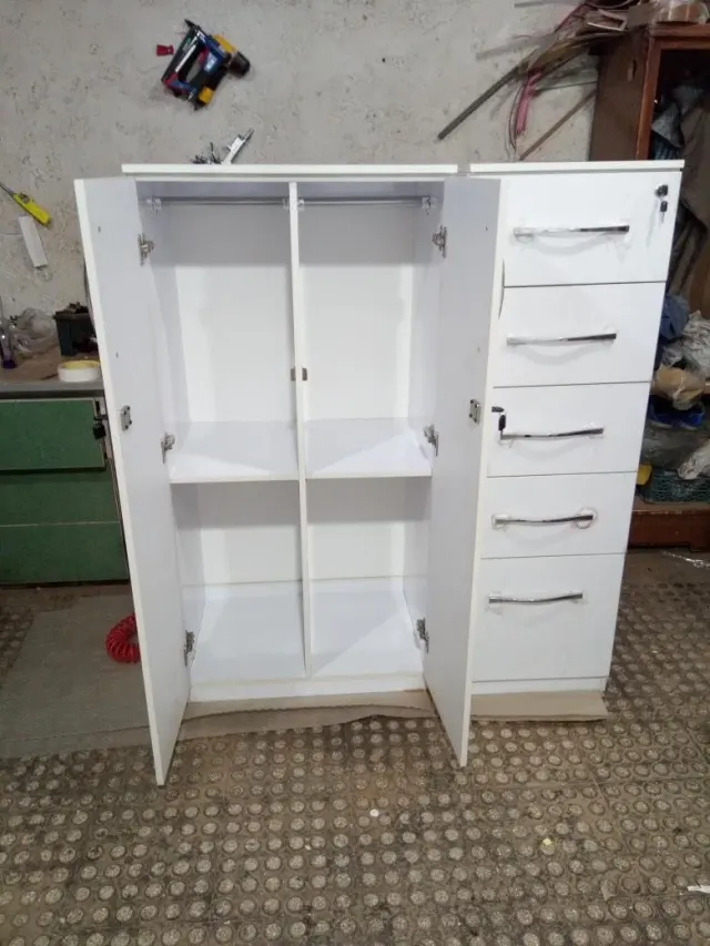کارگاه کابینت آشپزخانه