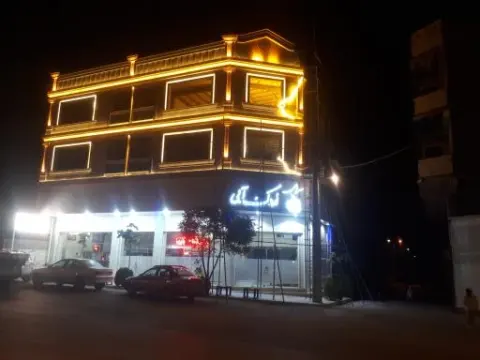 رستوران اردک آبی