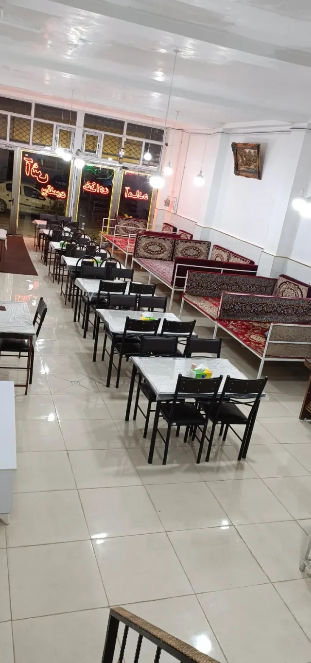 رستوران مام احمدی