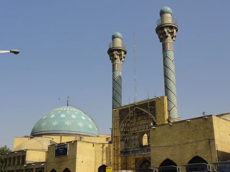 مسجد دانشگاه صنعتی شریف