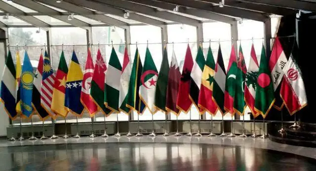 شرکت ایران پرچم