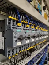 خدمات برق صنعتی و برنامه نویسی Plc Siemens