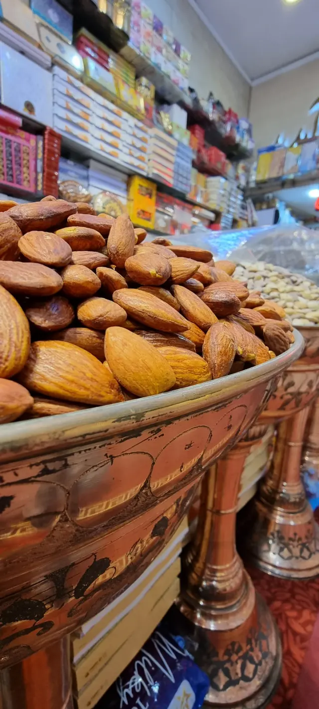آجیل و خشکبار والا مهدی اعرابی اردکانی