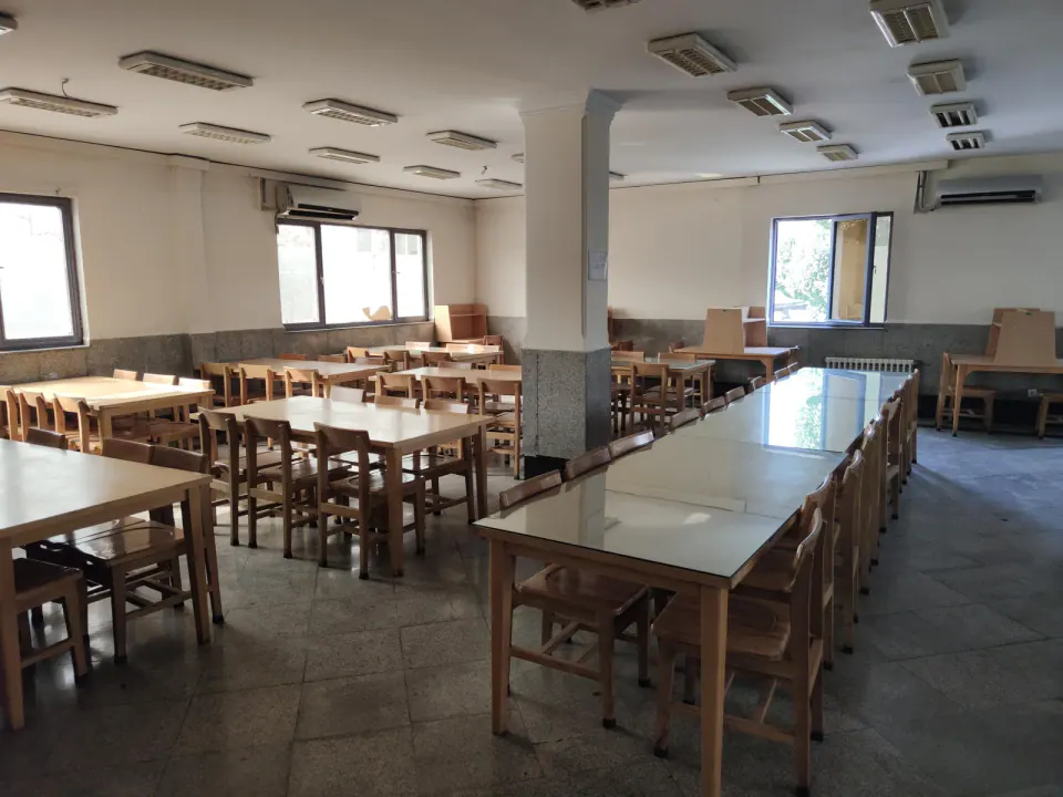 کتابخانه شقایق