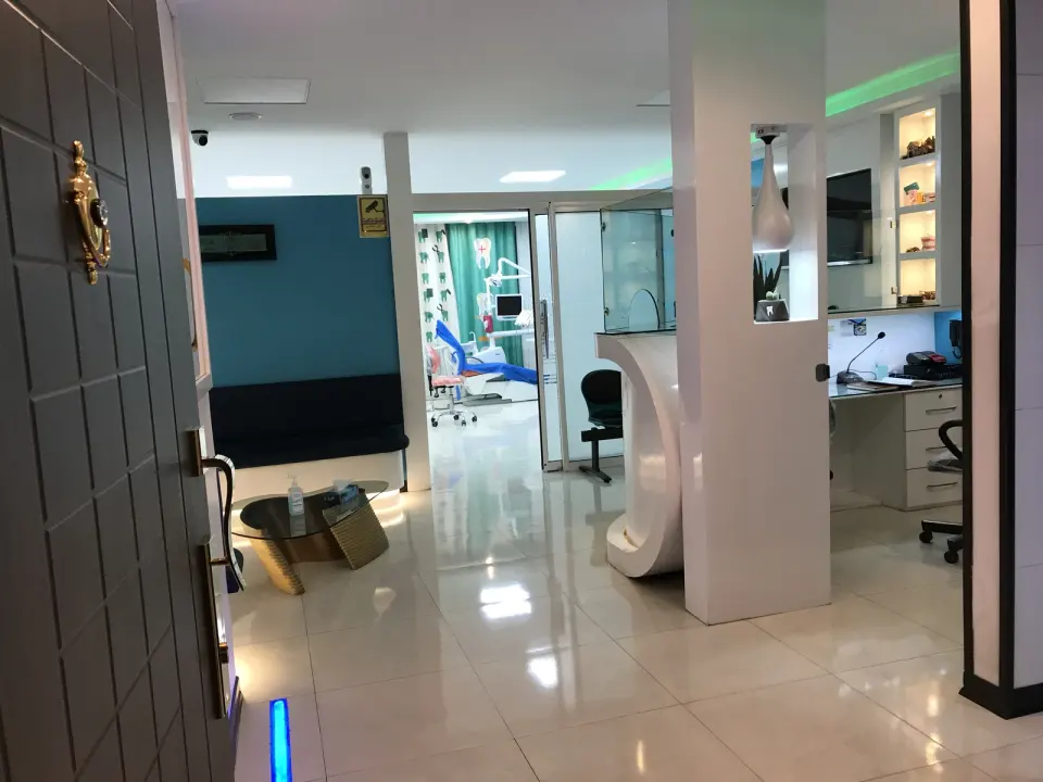 دندانپزشکی رایان