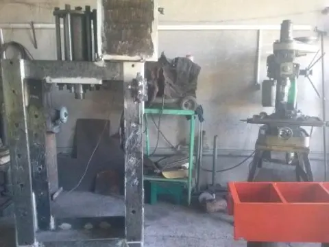 تراشکاری صنعتی علیزاده