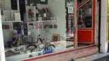 خرازی و اسباب‌بازی مانلی در رباط‌کریم