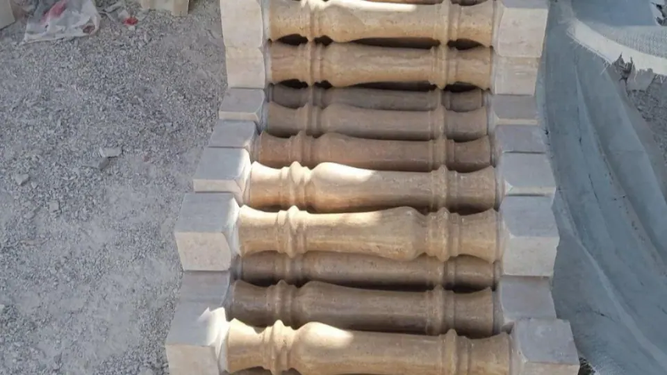 تزئینات سنگ سارا