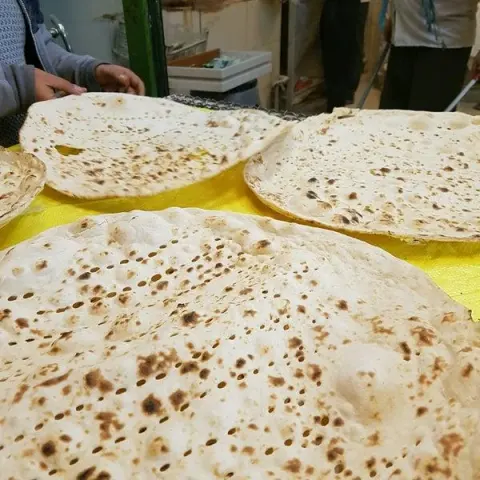 نانوایی صمیمی