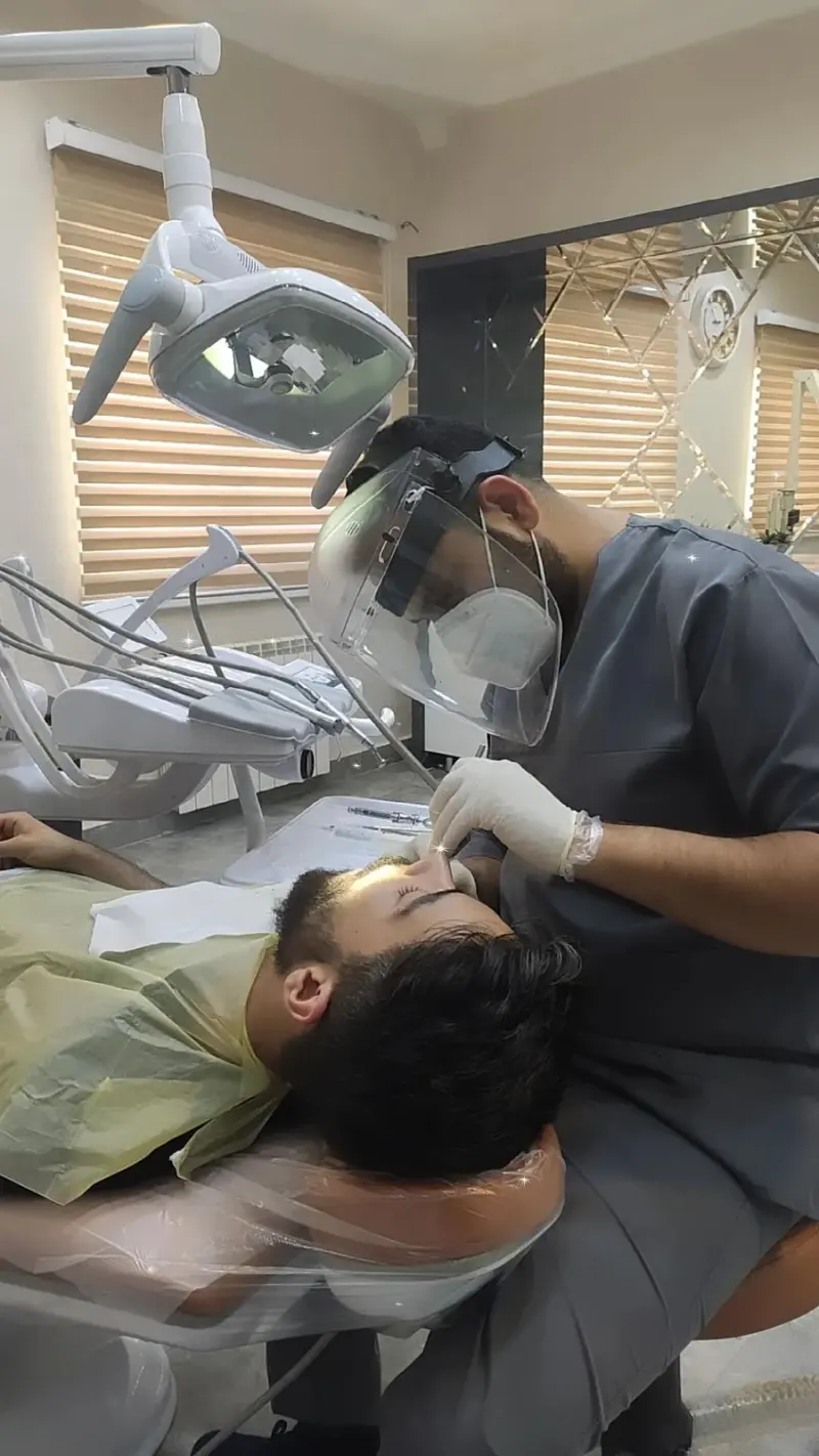 مطب دندانپزشکی دکتر فرشید قربانی