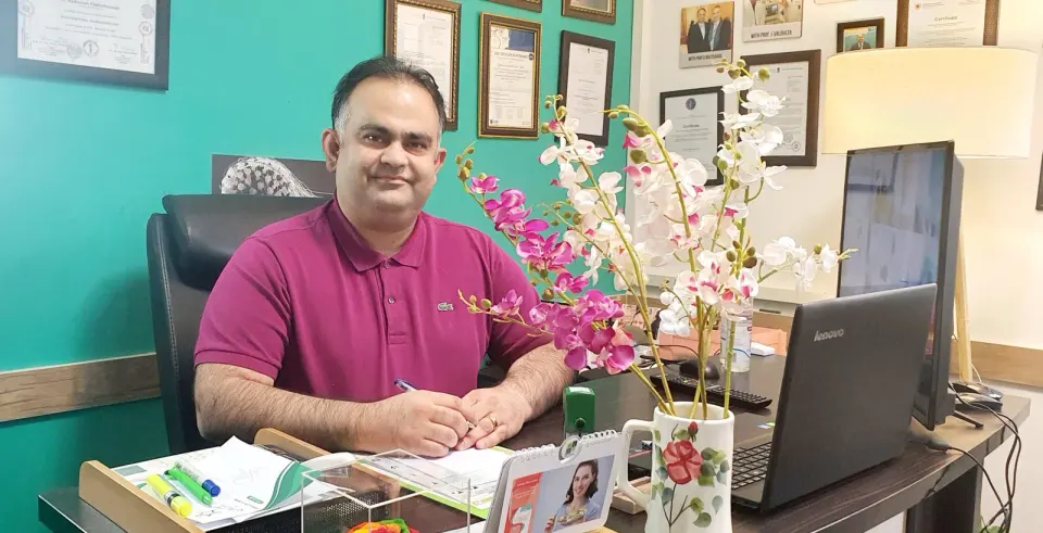 مطب دکتر رادنوش پشم فروش