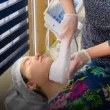 کلینیک زیبایی اسکارلت