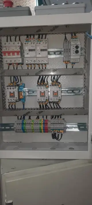 برق یار صنعت سپاهان