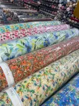 خریدار انواع پارچه بصورت کیلویی ومتری