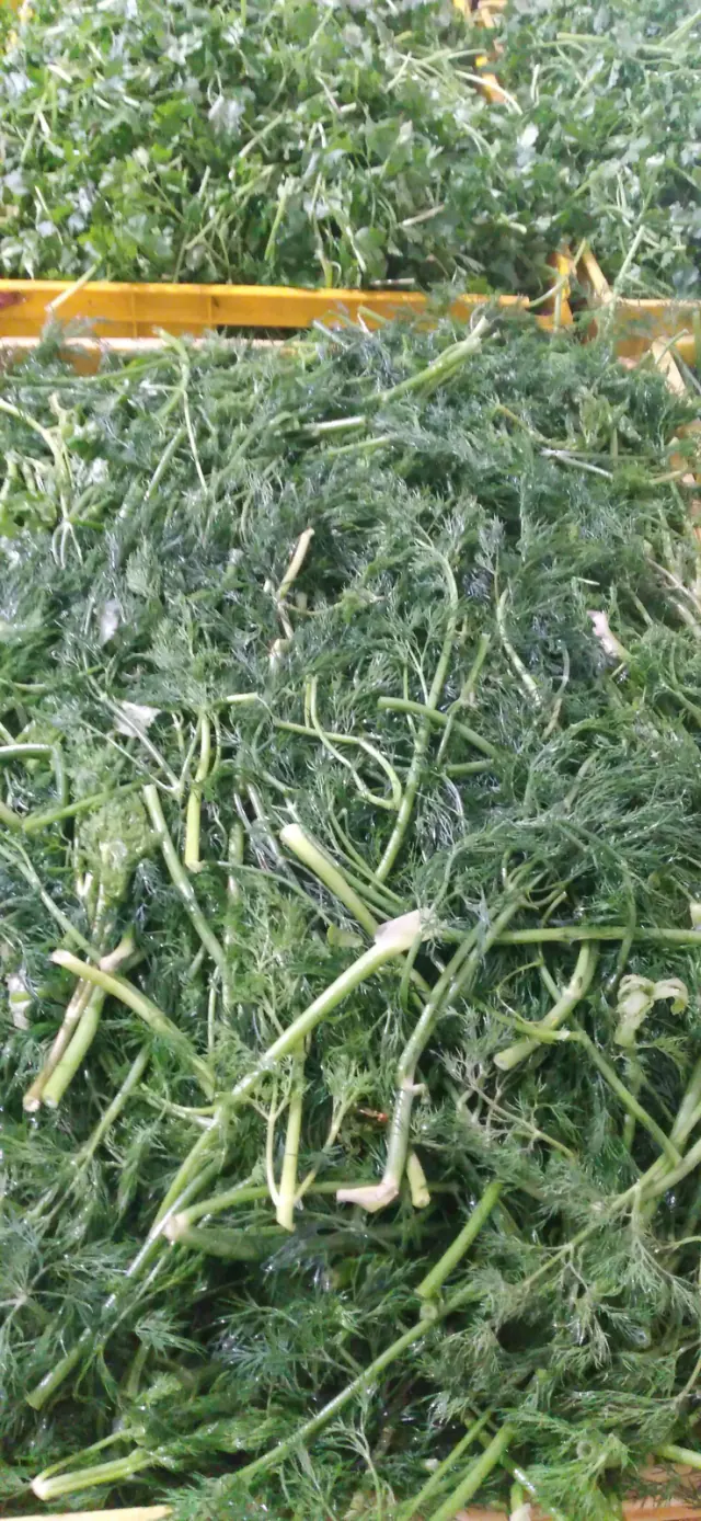 سبزی آماده به طبخ و میوه فروشی مهرابا
