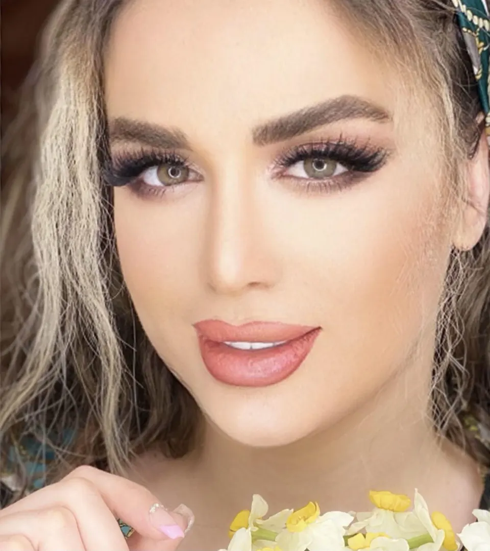 سالن زیبایی نازنین غریب پور