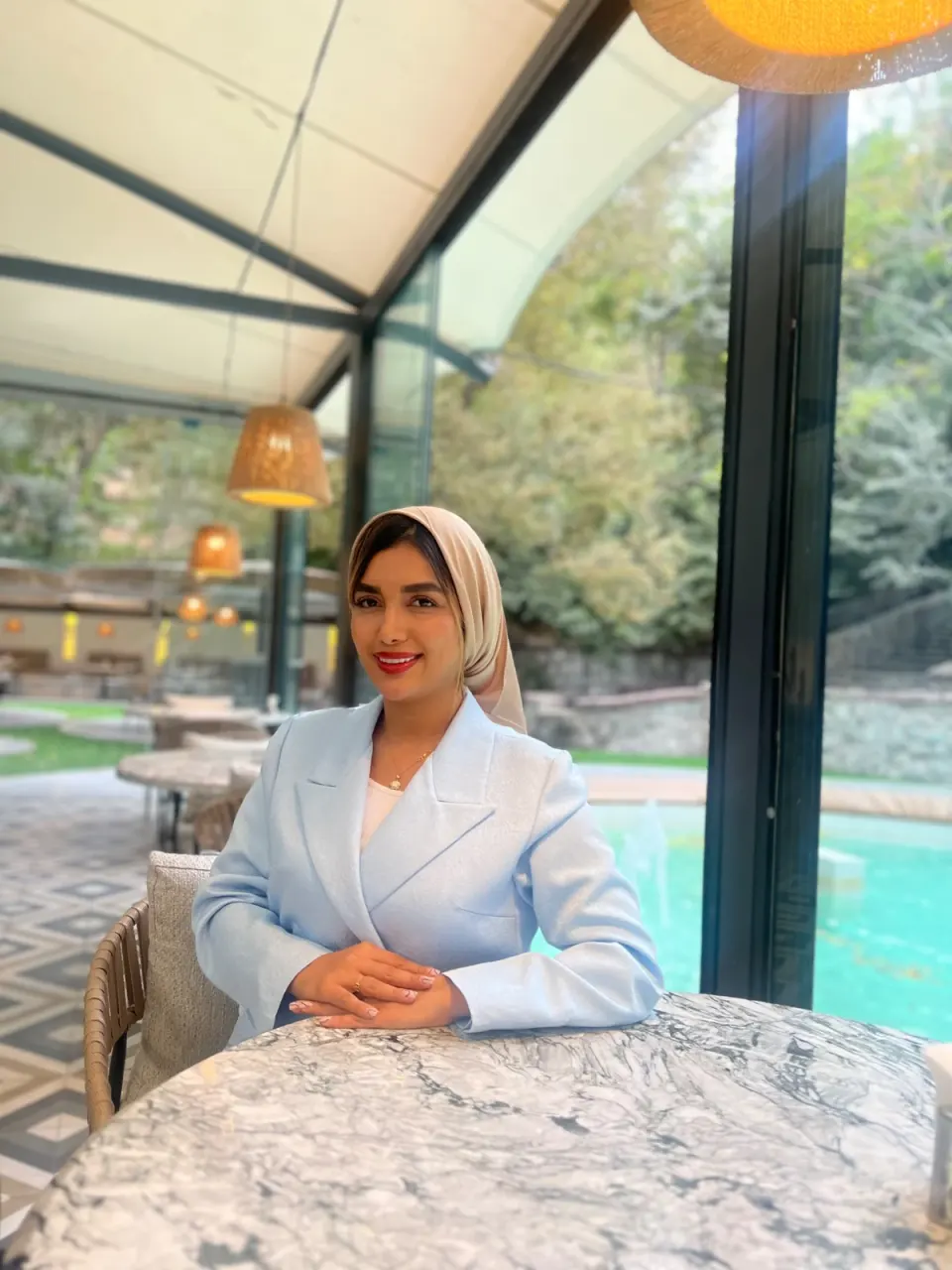 سالن کراتینه مو و رنگ مو پروشات نظرى