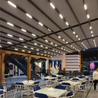 سایبان برقی، سقف متحرک، سایبان متحرک