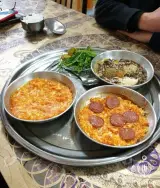 صبحانه خوری پت و مت