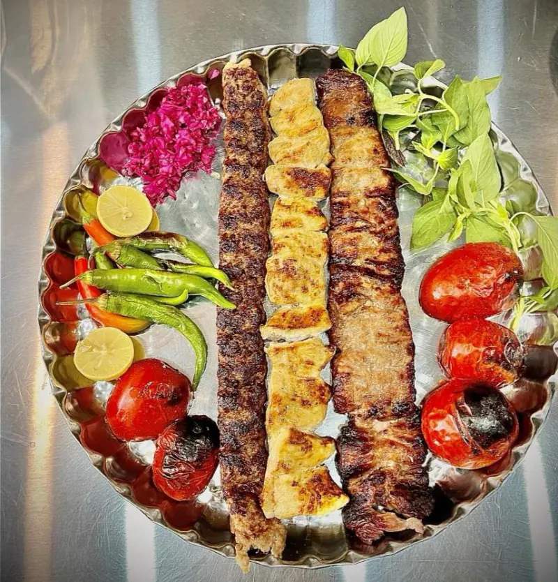 کبابی گلپایگانی اعتماد سخایی