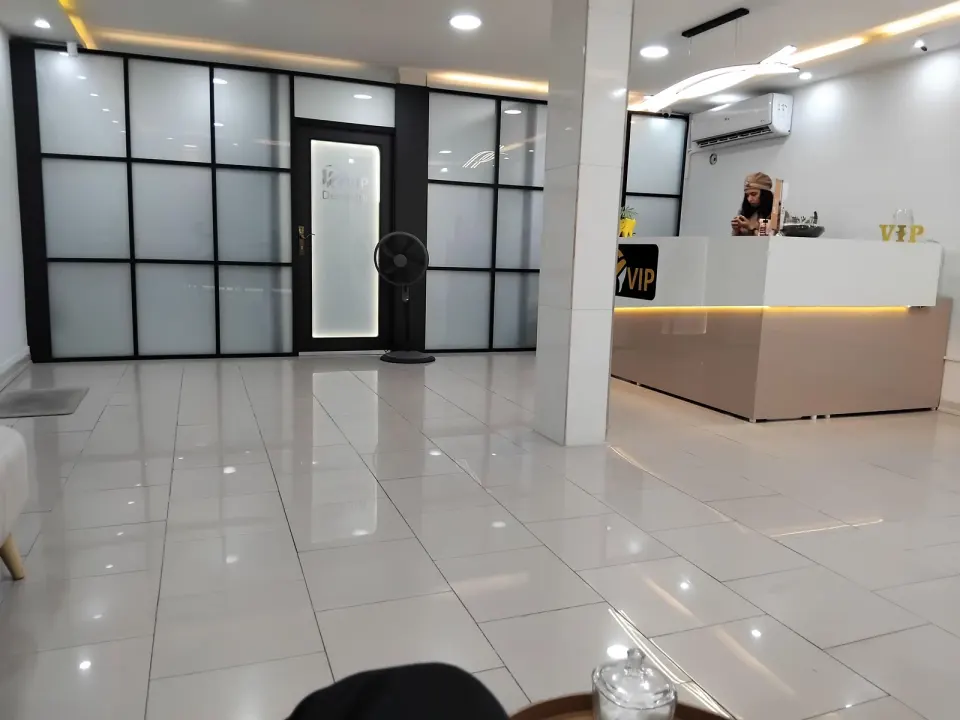دندان پزشکی vip