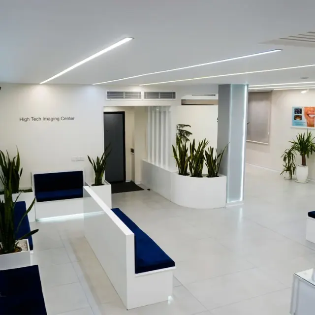 Dr. Nakissa Eil Oral Dental Radiology