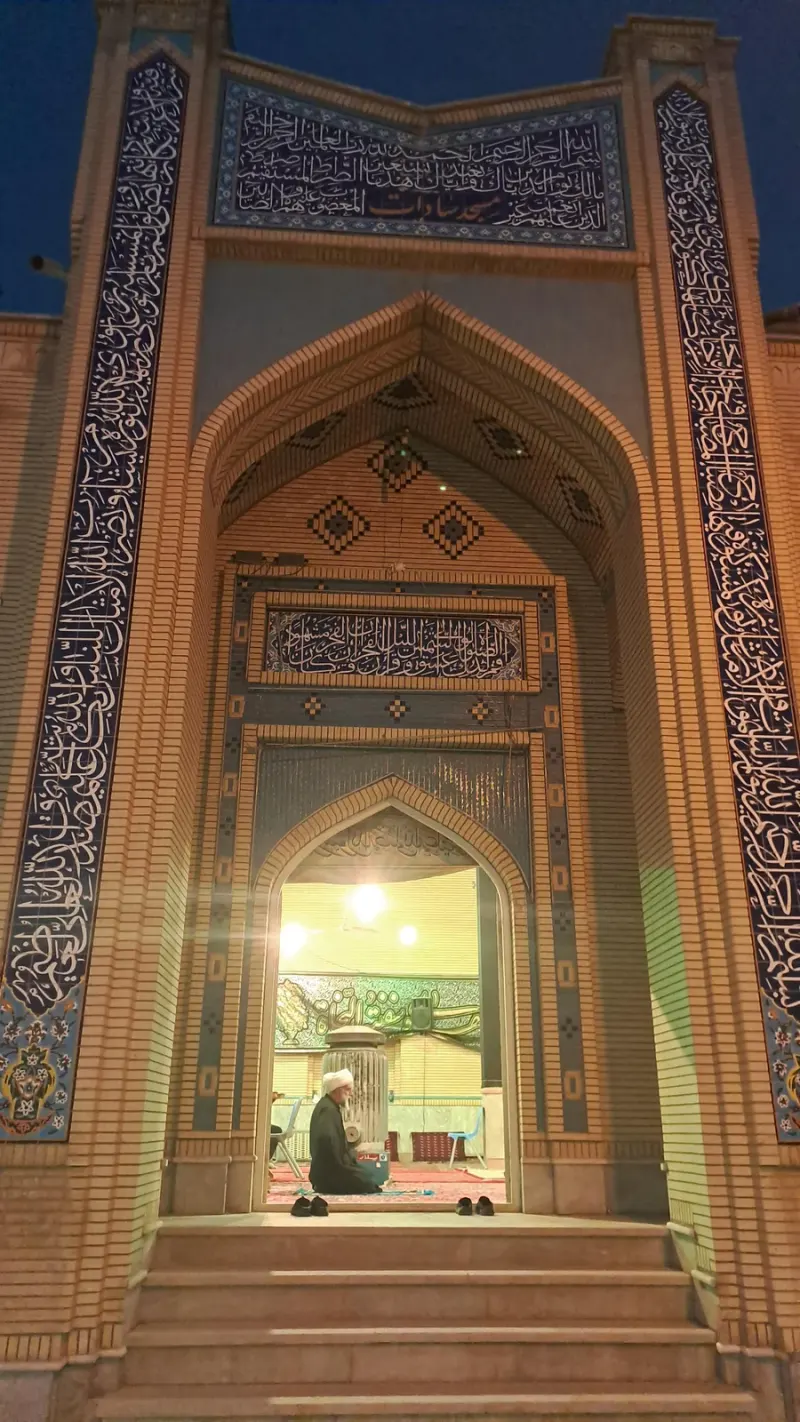 مسجد و حسینیه حضرت ابوالفضل (ع) بیدهند