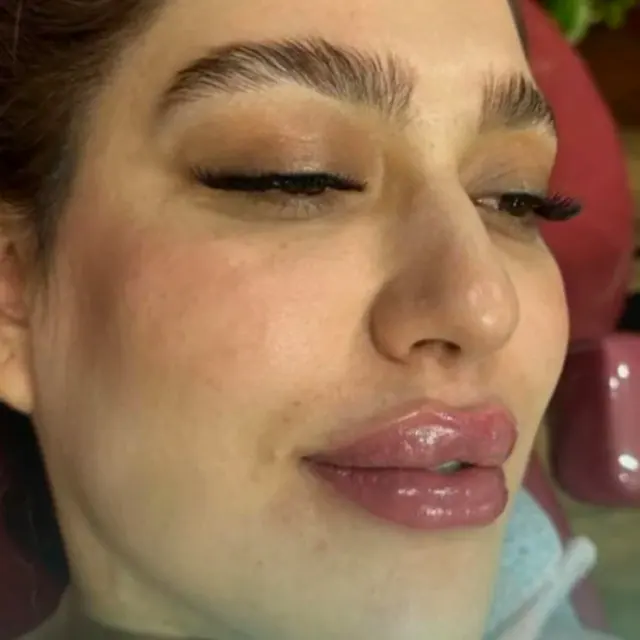 کلینیک زیبایی لایلا