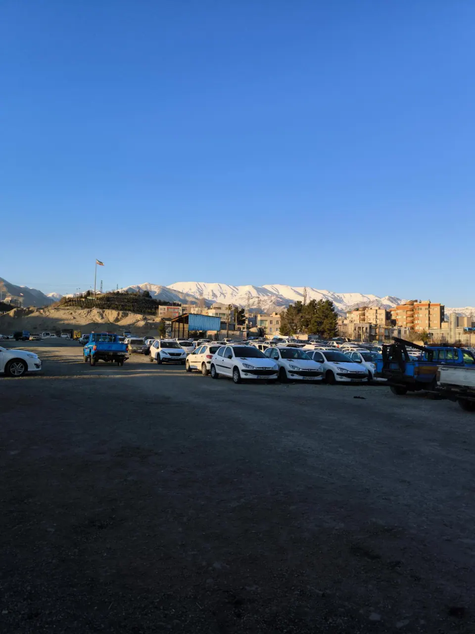 پارکینگ بلوار مرزداران